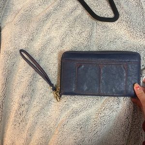 NWOT navy tutilo wristlet